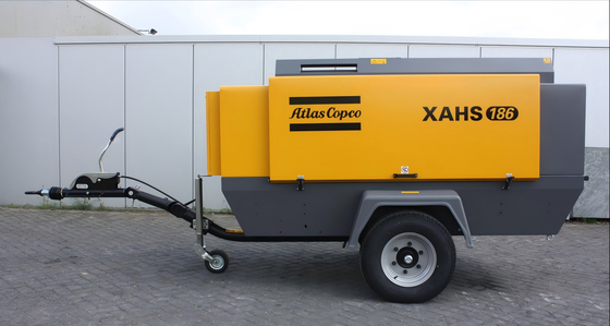 Kompresor Portabel 90 Kw XAHS186E+ FAD 11 m³/menit Tingkat Kompresi 1 Untuk Tugas Berat