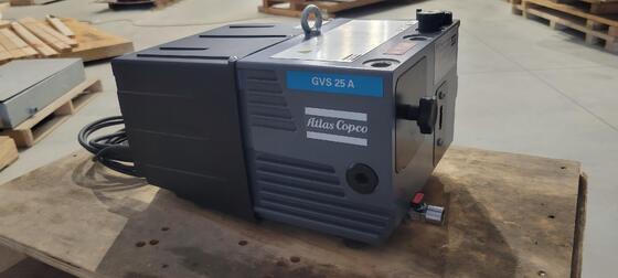 Batas uap 0,5 Mbar Air Conditioning Vacuum Pump GVS25A Sumber Daya Listrik Dirancang untuk Evakuasi Pendingin dan Layanan Sistem