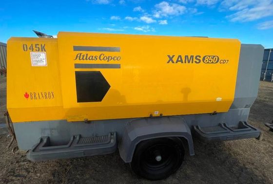 Kompresor portabel yang kuat XAMS850Cd 3100 Kg FAD 24,2 M3/min untuk aplikasi tugas berat