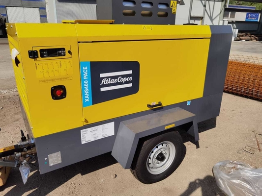 Kompresor udara portabel hitam XAHS400 PACE 95KW Mesin Cummins